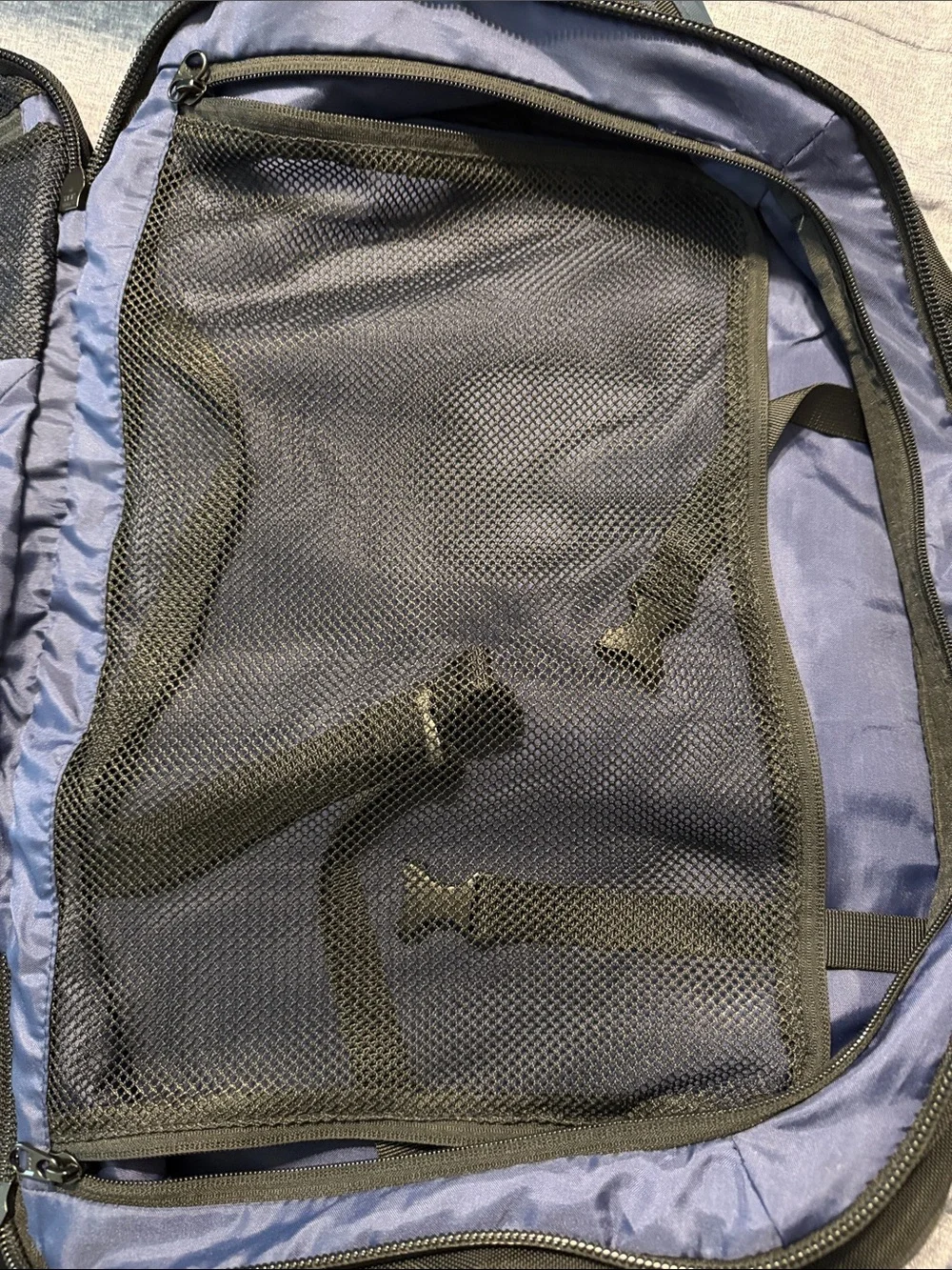 Navy Men’s Travel Backpack